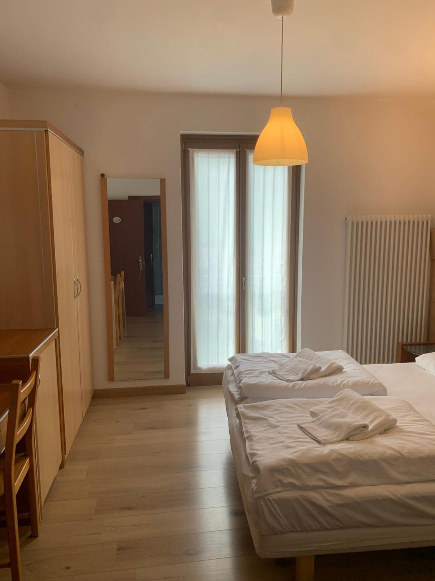 Hotel Garni Delle Rose Ceniga Exterior photo